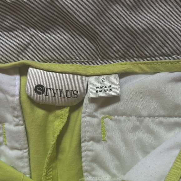 Stylus Mid-Rise Stretch Chino 10” Bermuda Shorts Neon Green, Size 2 - Picture 9 of 13
